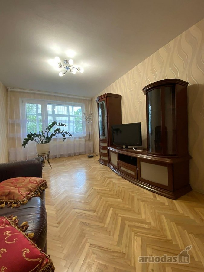 Tvarkingas trijų kambarių butas su baldais ir - nuotraukos Nr. 5