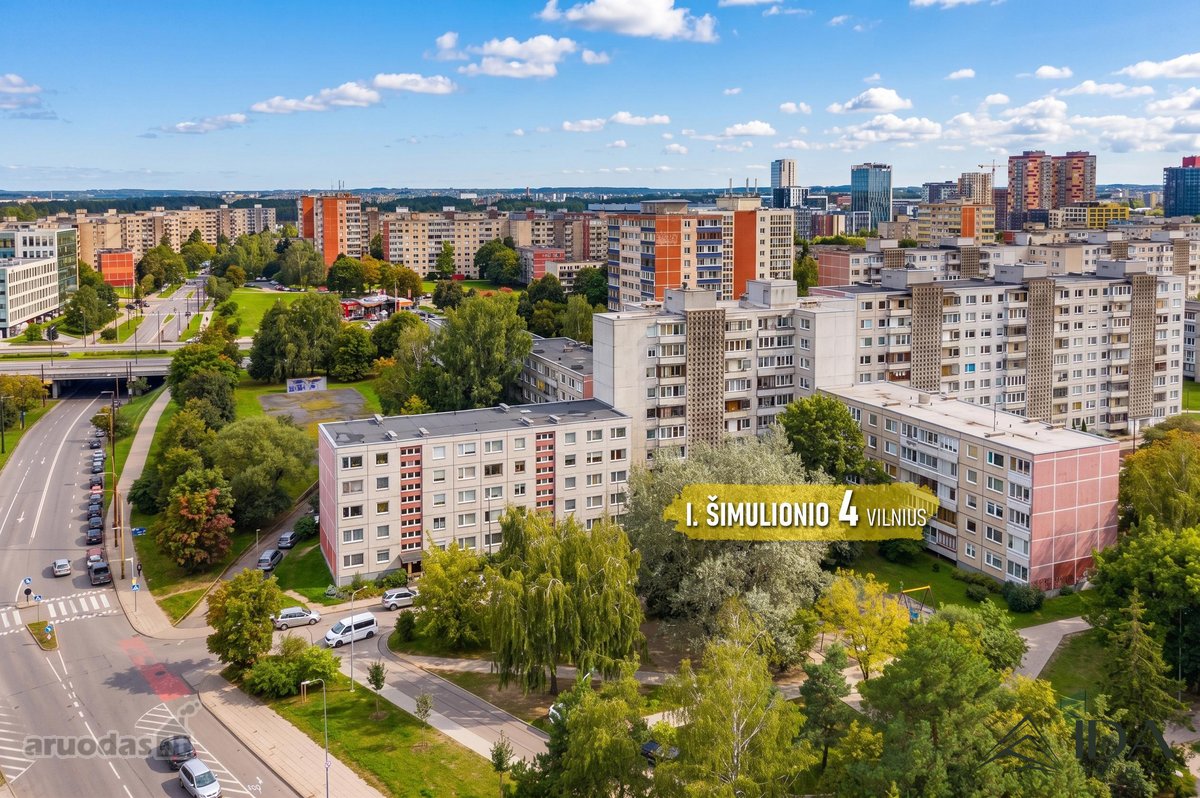 Parduodamas jaukus ir šviesus trijų kambarių - nuotraukos Nr. 31