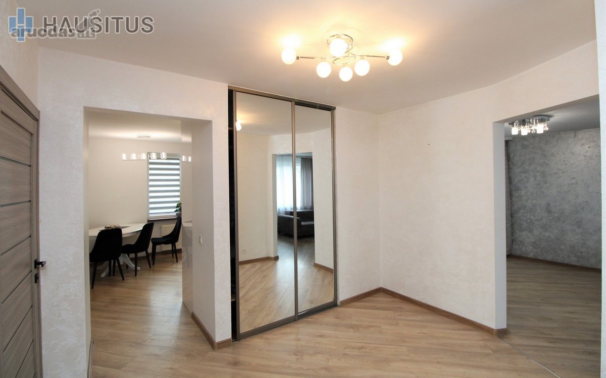 Parduodamas Mūrinis Renovuotas Namas Ramioje - nuotraukos Nr. 11