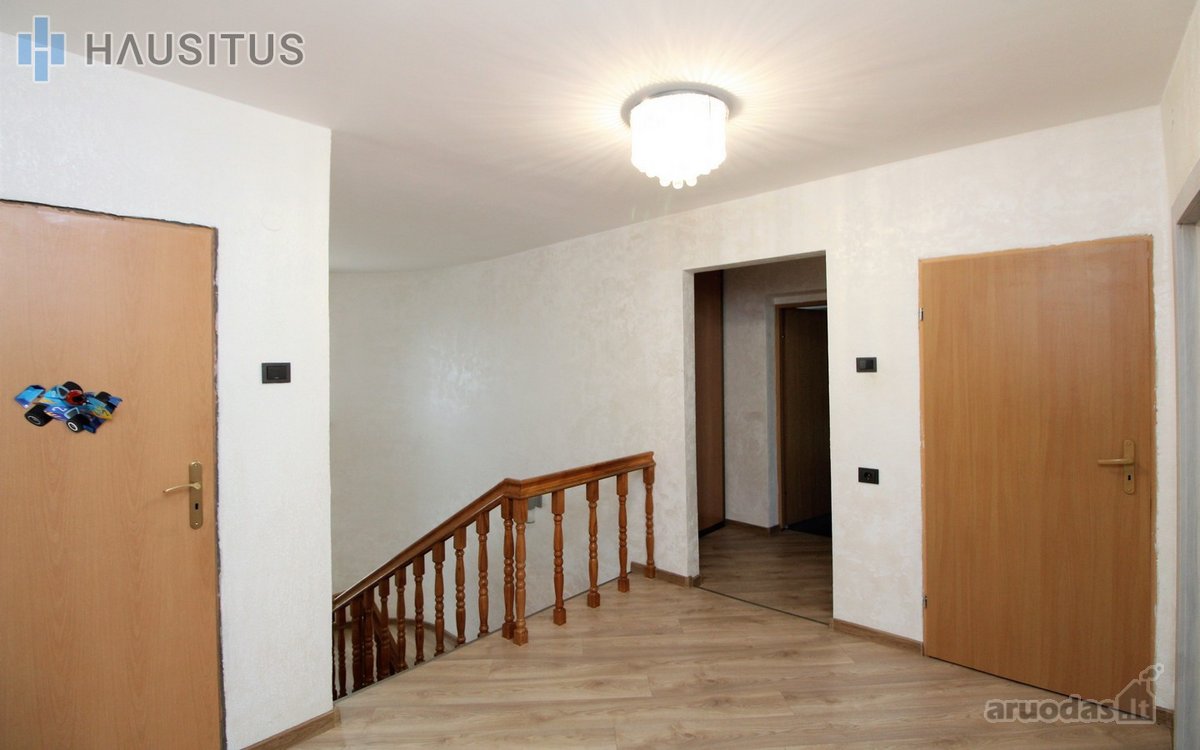 Parduodamas Mūrinis Renovuotas Namas Ramioje - nuotraukos Nr. 13