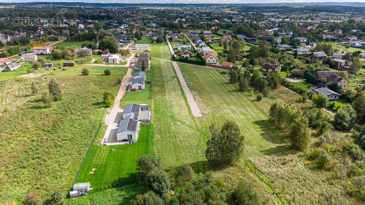 Du Besiribojantys Namų Valdos Sklypai Karių G - nuotraukos Nr. 19