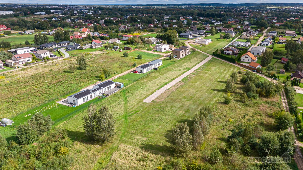 Du Besiribojantys Namų Valdos Sklypai Karių G - nuotraukos Nr. 10