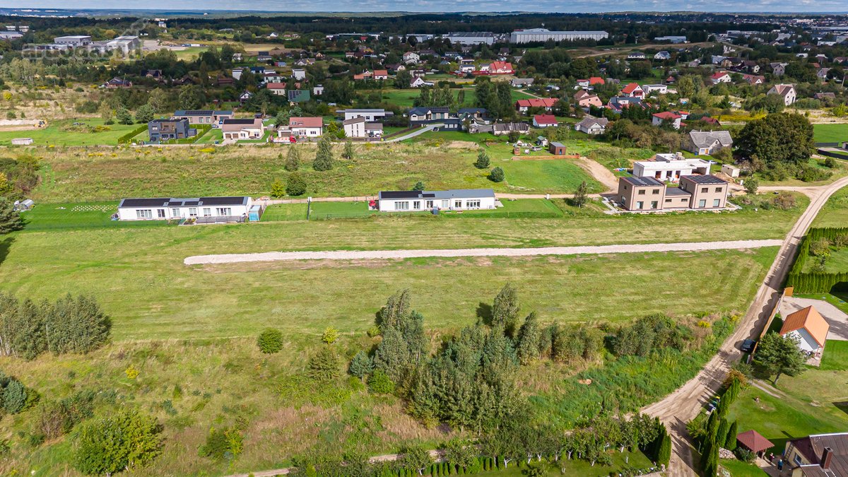 Du Besiribojantys Namų Valdos Sklypai Karių G - nuotraukos Nr. 11