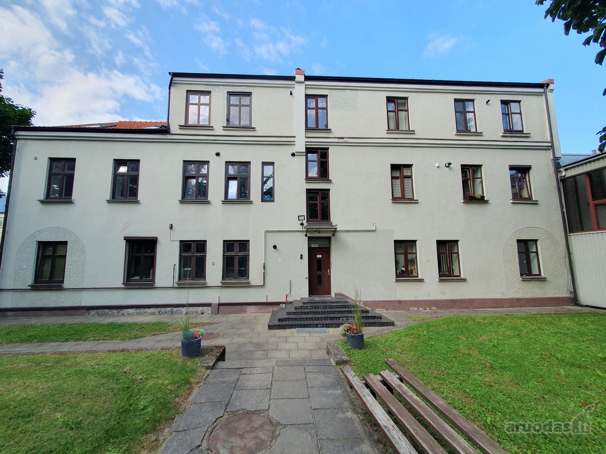 Administracinės patalpos su žemės sklypo dalimi  - nuotraukos Nr. 3