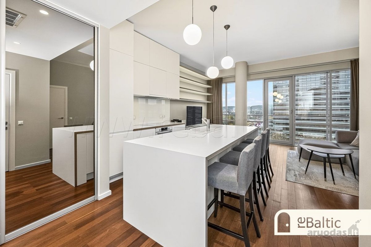 Stilingi apartamentai su puikiu vaizdu pro - nuotraukos Nr. 11