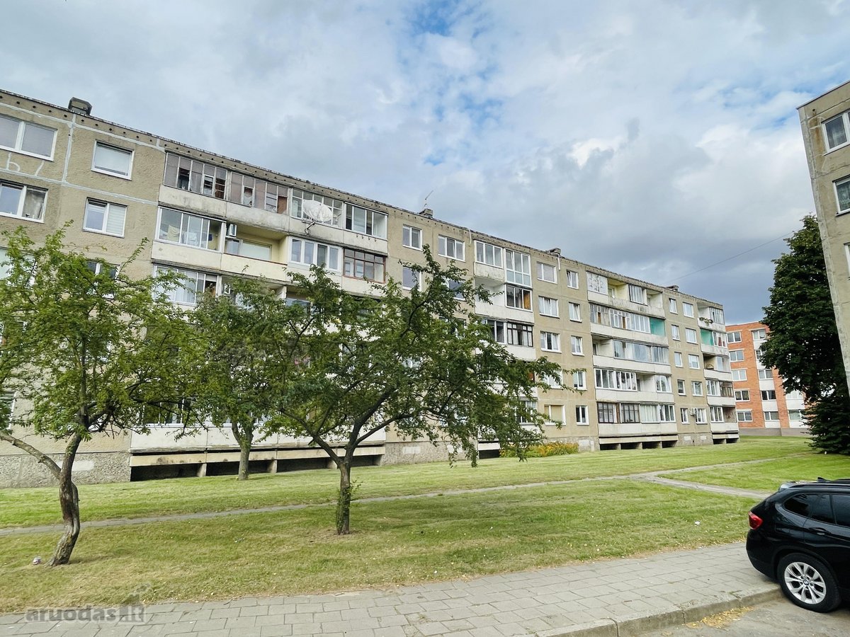 Parduodamas šviesus ir šiltas 3 kambarių 60 - nuotraukos Nr. 2
