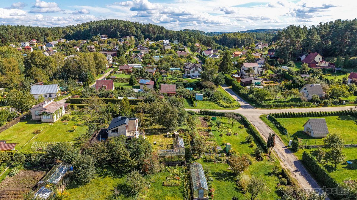 Parduodamas Erdvus Sodo Namas Ramioje, - nuotraukos Nr. 52