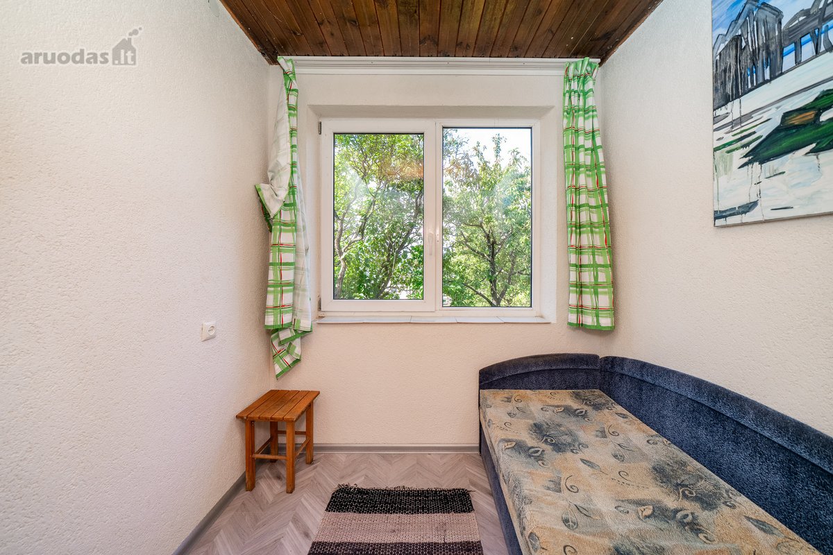 Parduodamas Erdvus Sodo Namas Ramioje, - nuotraukos Nr. 10