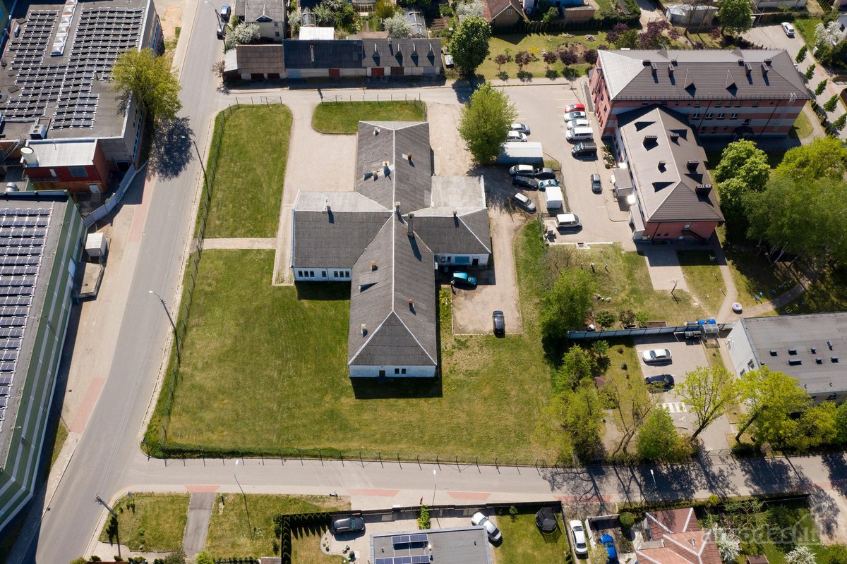 Nuomojamas 1000 m² Komercinis Objektas Su 40 - nuotraukos Nr. 9