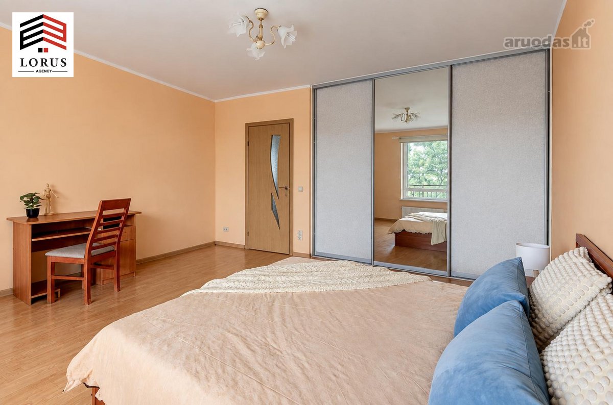 Parduodamas šviesus, erdvus 2 kambarių butas - nuotraukos Nr. 14
