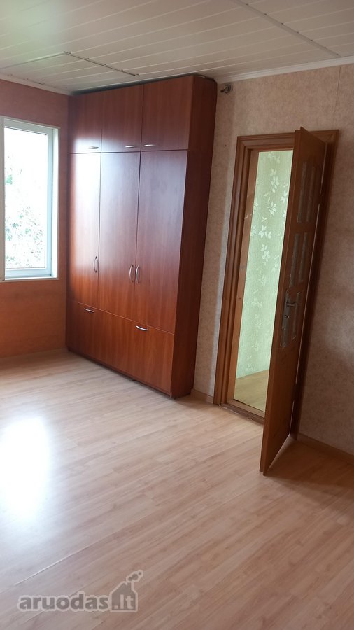Parduodu tvarkingą namo dalį per du aukštus - nuotraukos Nr. 7