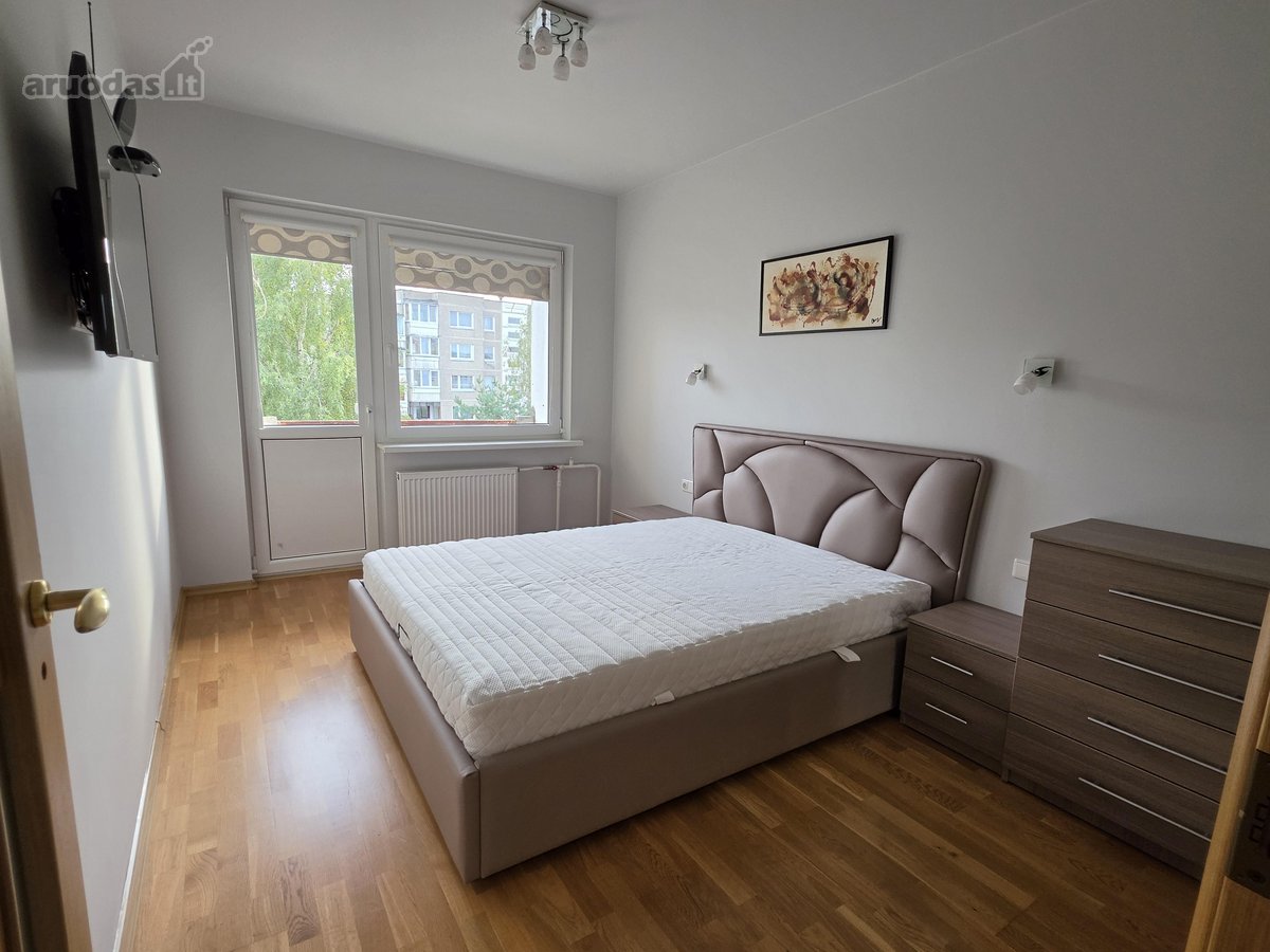 Nuomuojamas šviesus, erdvus 68m2 3 kambarių - nuotraukos Nr. 10