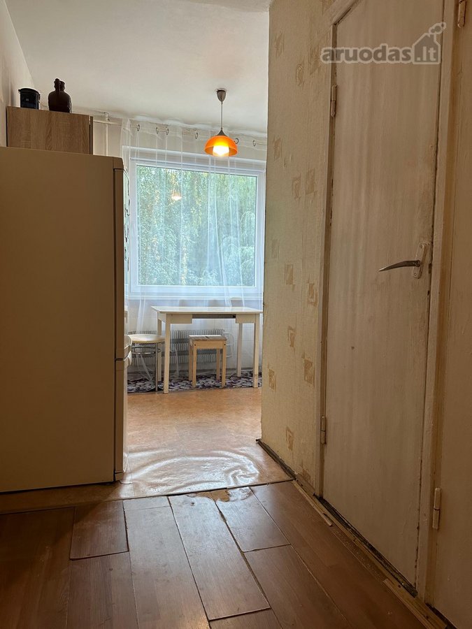 Parduodamas šviesus ir šiltas 2 kambarių - nuotraukos Nr. 19