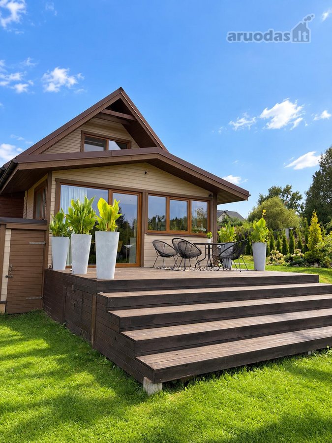 Jaukus, kokybiškai įrengtas namas su erdvia - nuotraukos Nr. 2