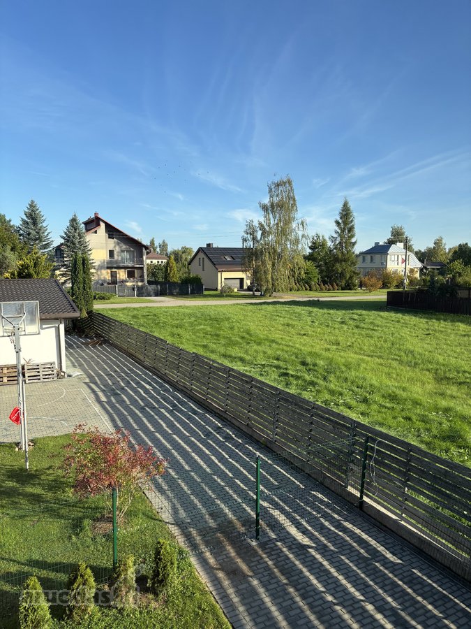 Nuomojamas dviejų aukštų namas, esantis 1 km - nuotraukos Nr. 12