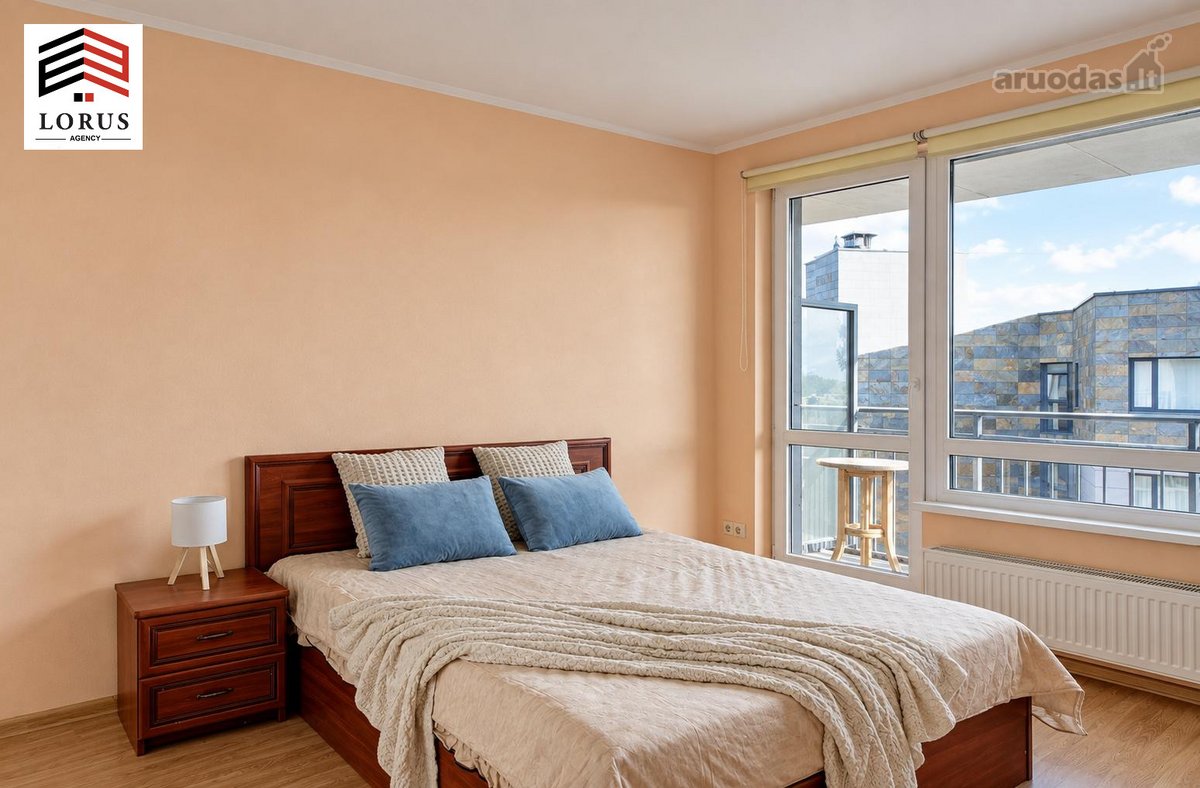 Parduodamas šviesus, erdvus 63 m² butas su - nuotraukos Nr. 2