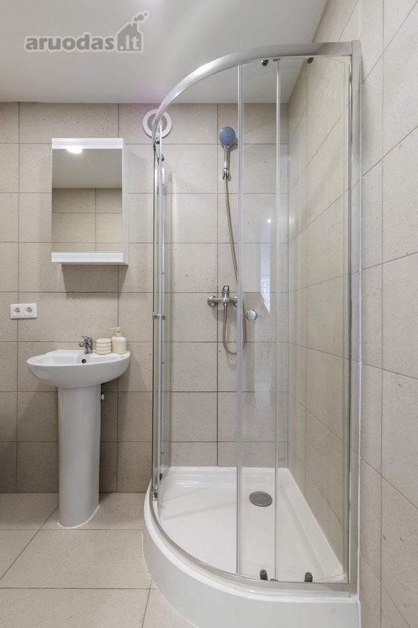 Parduodamas visiškai naujai įrengtas, šviesus - nuotraukos Nr. 18