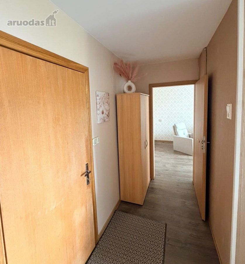 Parduodamas šviesus ir šiltas 2 kambarių - nuotraukos Nr. 10