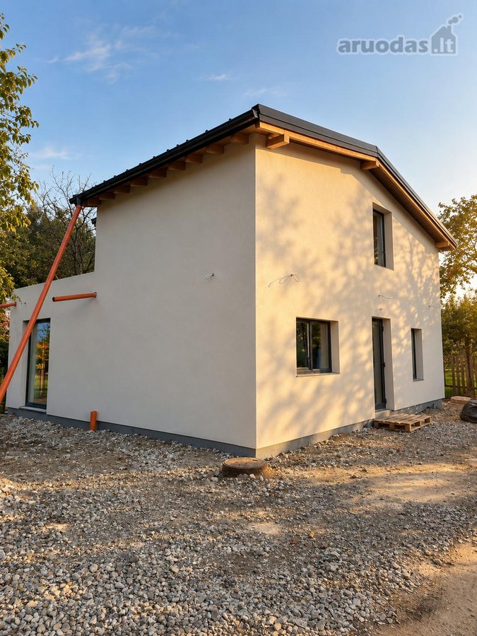 Rytinė Kava Su Vaizdu Į Mišką - nuotraukos Nr. 3