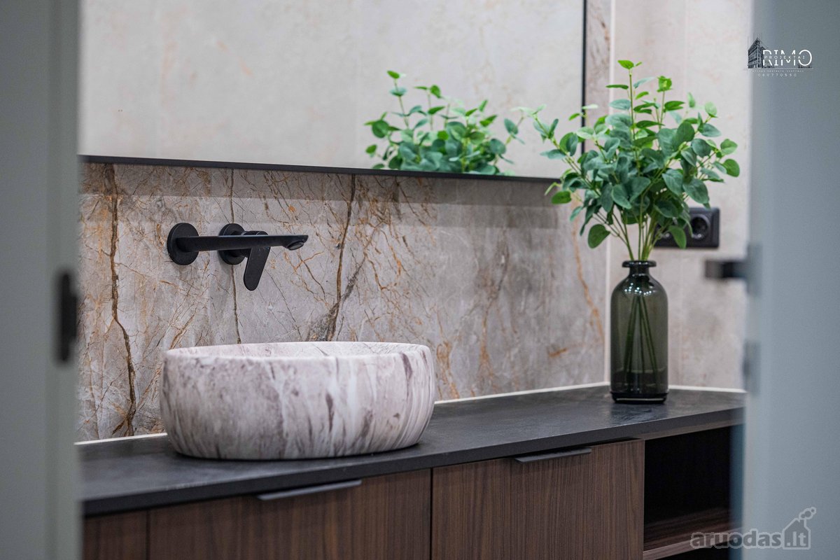 Parduodamas Kokybiškai Įrengtas 196 M² Namas - nuotraukos Nr. 10