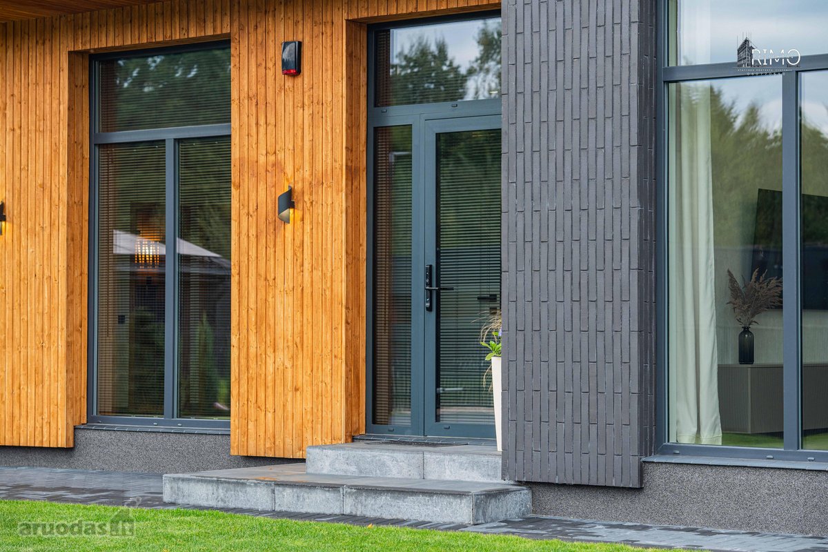 Parduodamas Kokybiškai Įrengtas 196 M² Namas - nuotraukos Nr. 19