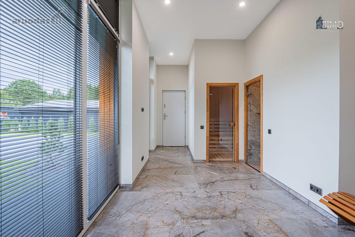 Parduodamas Kokybiškai Įrengtas 196 M² Namas - nuotraukos Nr. 27