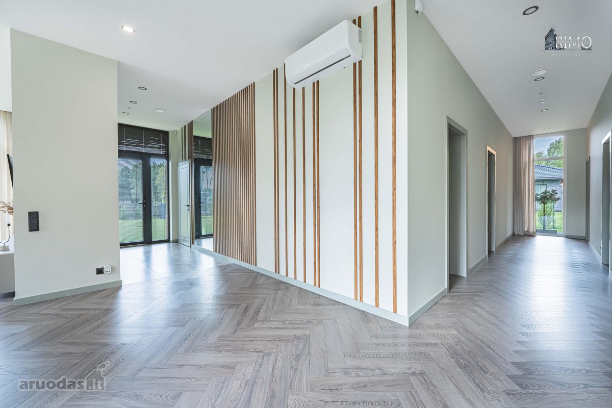 Parduodamas Kokybiškai Įrengtas 196 M² Namas - nuotraukos Nr. 34