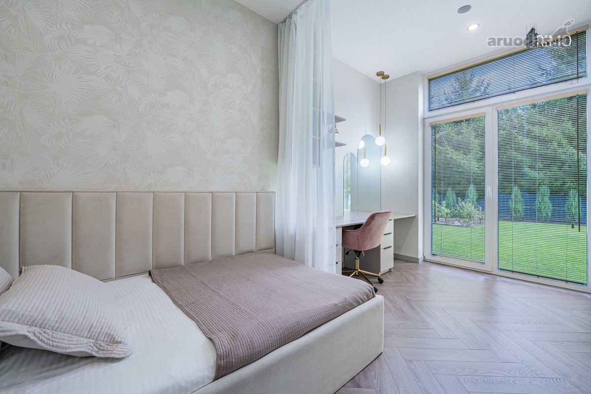 Parduodamas Kokybiškai Įrengtas 196 M² Namas - nuotraukos Nr. 50