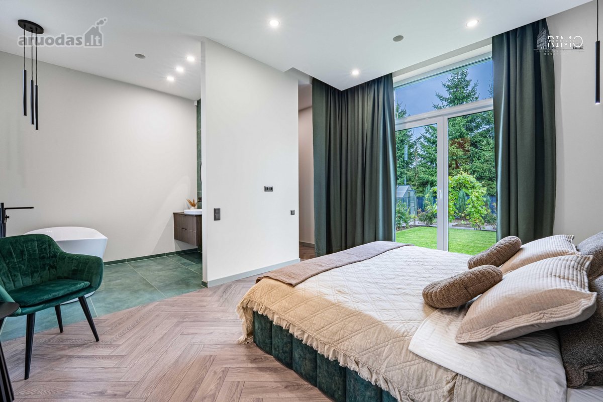 Parduodamas Kokybiškai Įrengtas 196 M² Namas - nuotraukos Nr. 55