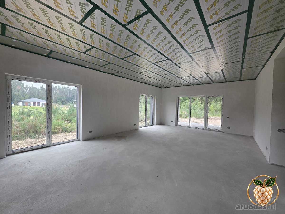 Erdvus 125,18 M² Namas 15 Arų Sklype 3 - nuotraukos Nr. 9