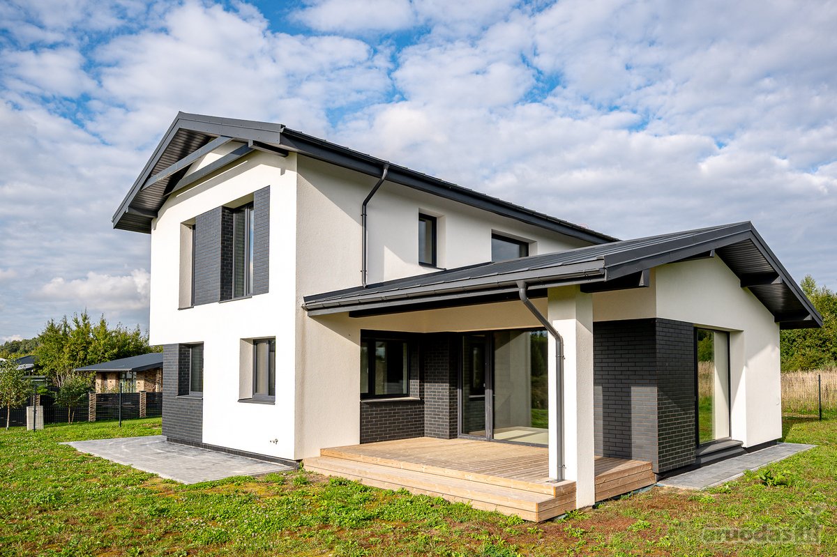 Erdvus 175 M² Vienbutis Namas Su Garažu Ir 10 - nuotraukos Nr. 2