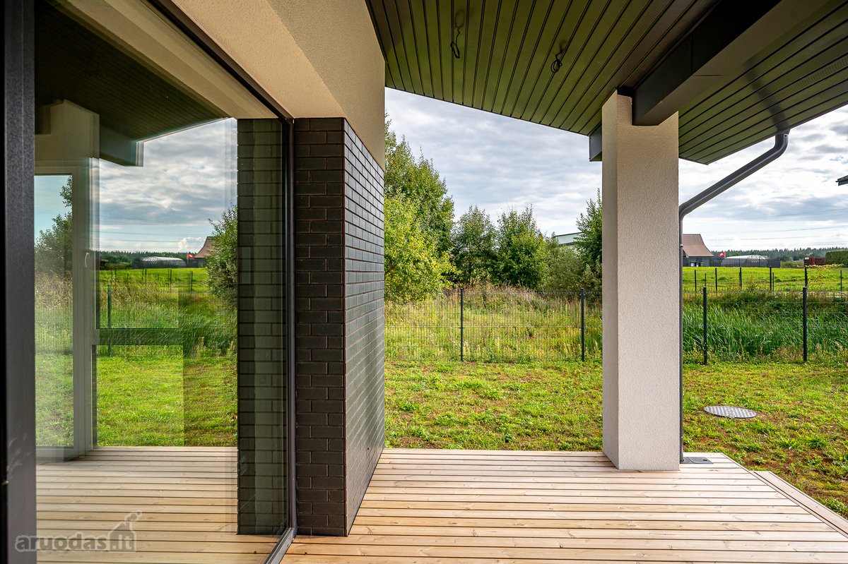 Erdvus 175 M² Vienbutis Namas Su Garažu Ir 10 - nuotraukos Nr. 8