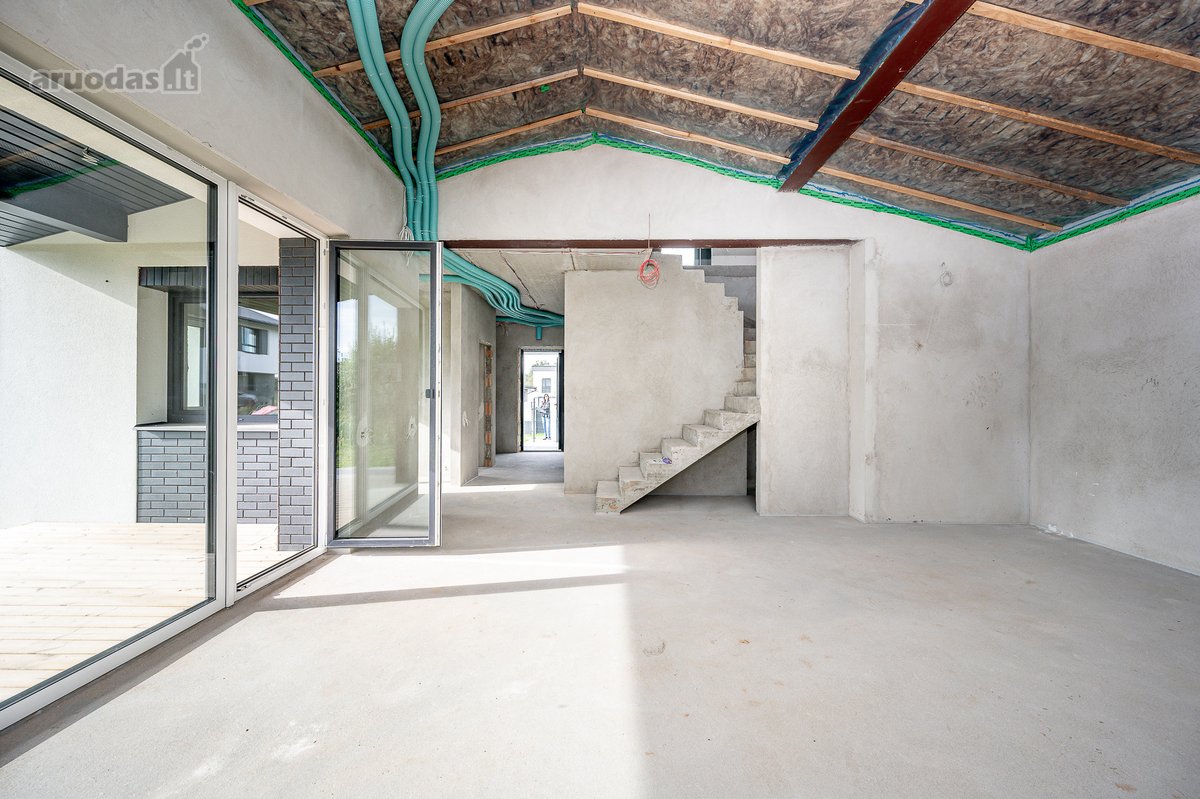Erdvus 175 M² Vienbutis Namas Su Garažu Ir 10 - nuotraukos Nr. 13