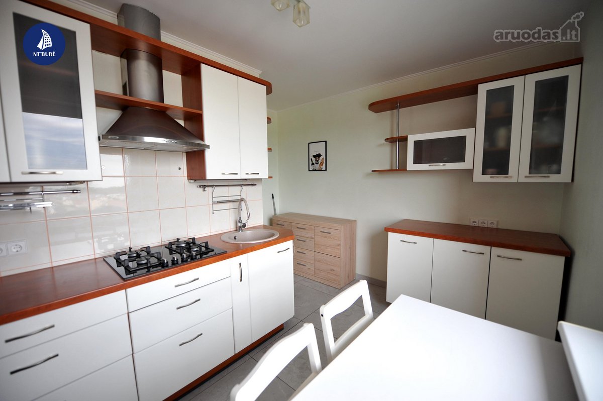 Erdvus 3 Kambarių Butas Renovuotame Name  73 - nuotraukos Nr. 8