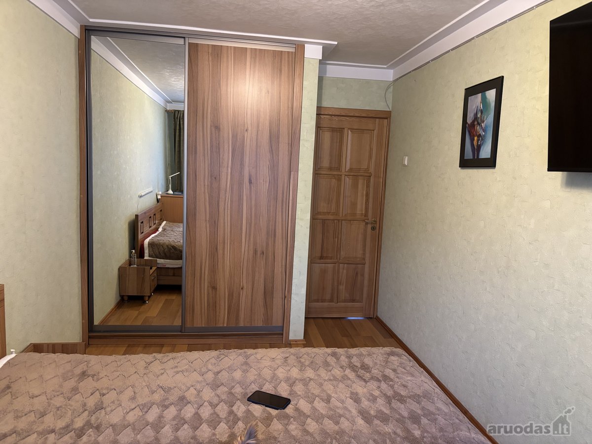 Parduodamas 2- jų kambarių butas su baldais - nuotraukos Nr. 9