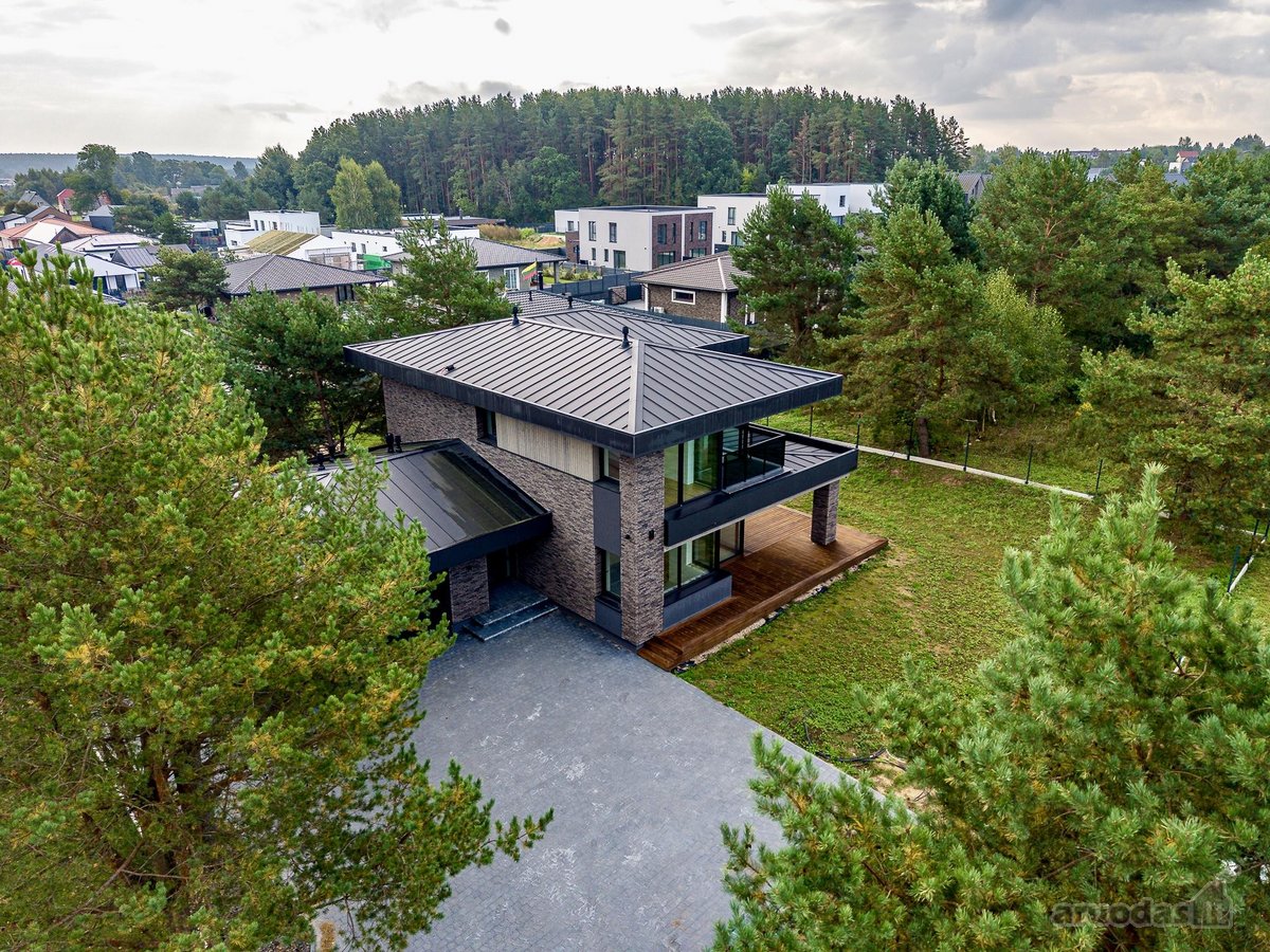 Kokybiškai įrengtas A++ klasės namas - nuotraukos Nr. 10
