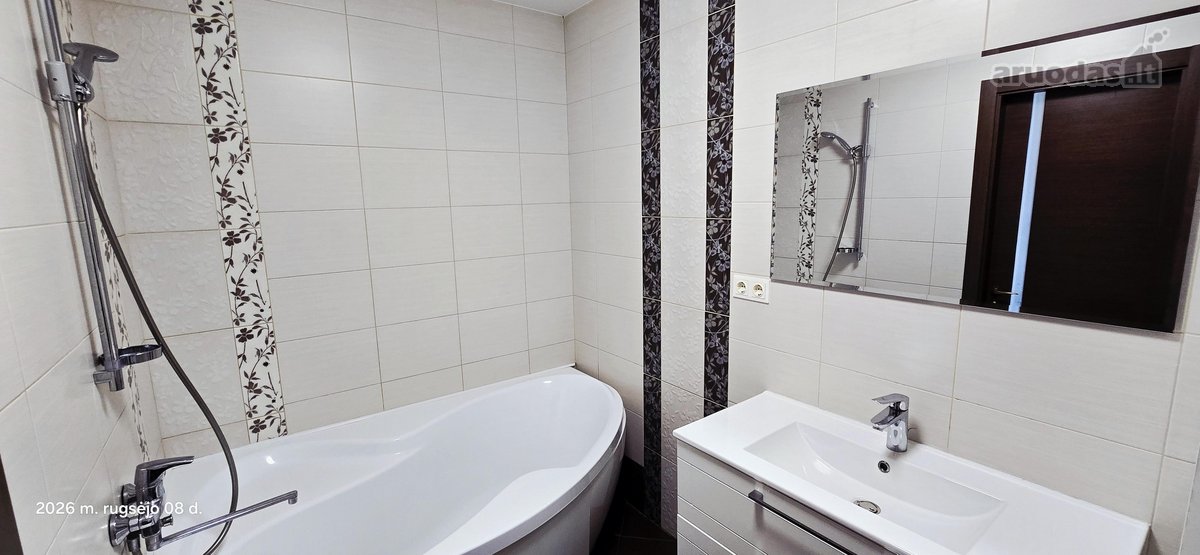 Parduodamas Erdvus Trijų Kambarių Butas Su - nuotraukos Nr. 14