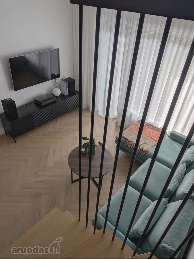 Kokybiškai ir patogiai įrengtas dviejų aukštų - nuotraukos Nr. 3