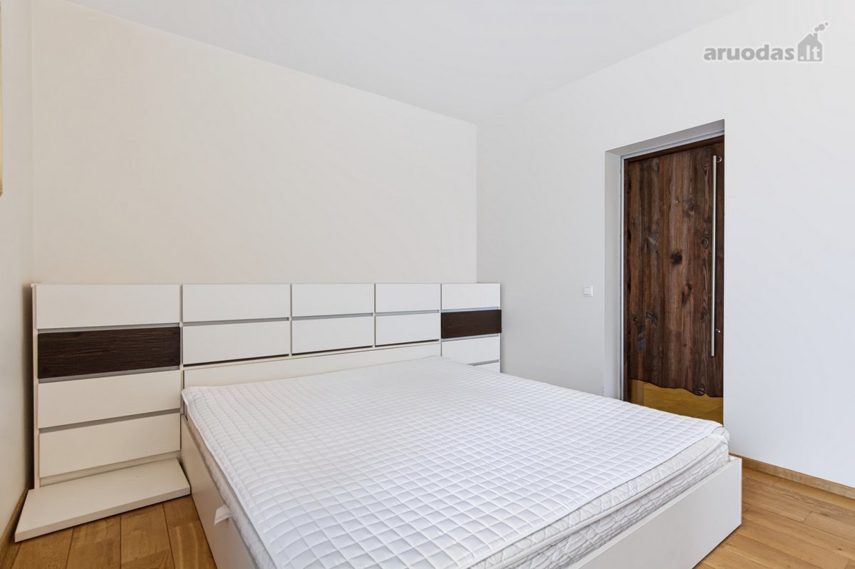Nuomojamas Erdvus 3 Kambarių Butas Su Vaizdu - nuotraukos Nr. 32