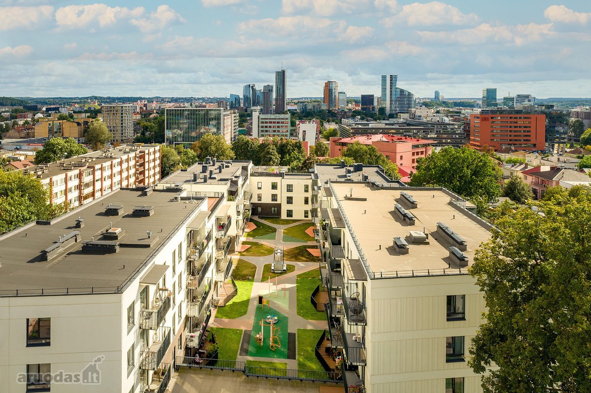 Parduodamas kokybiškai įrengtas 2 kambarių - nuotraukos Nr. 15