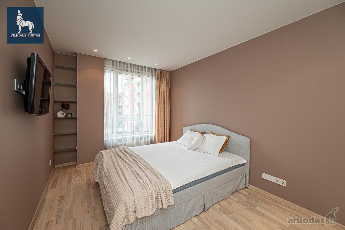 Nuomojamas erdvus ir šiuolaikiškas 2 kambarių - nuotraukos Nr. 6