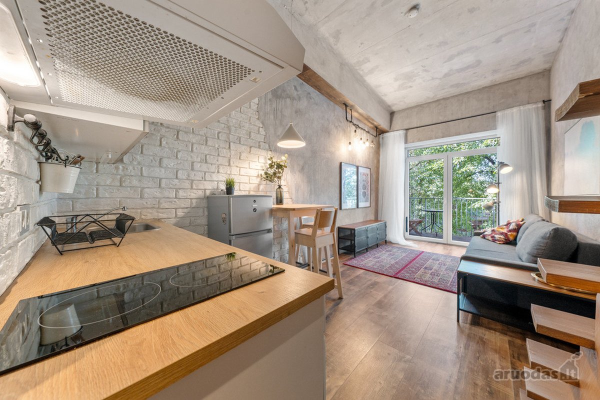 Gera vieta, aukštos lubos ir balkoniukas - - nuotraukos Nr. 12