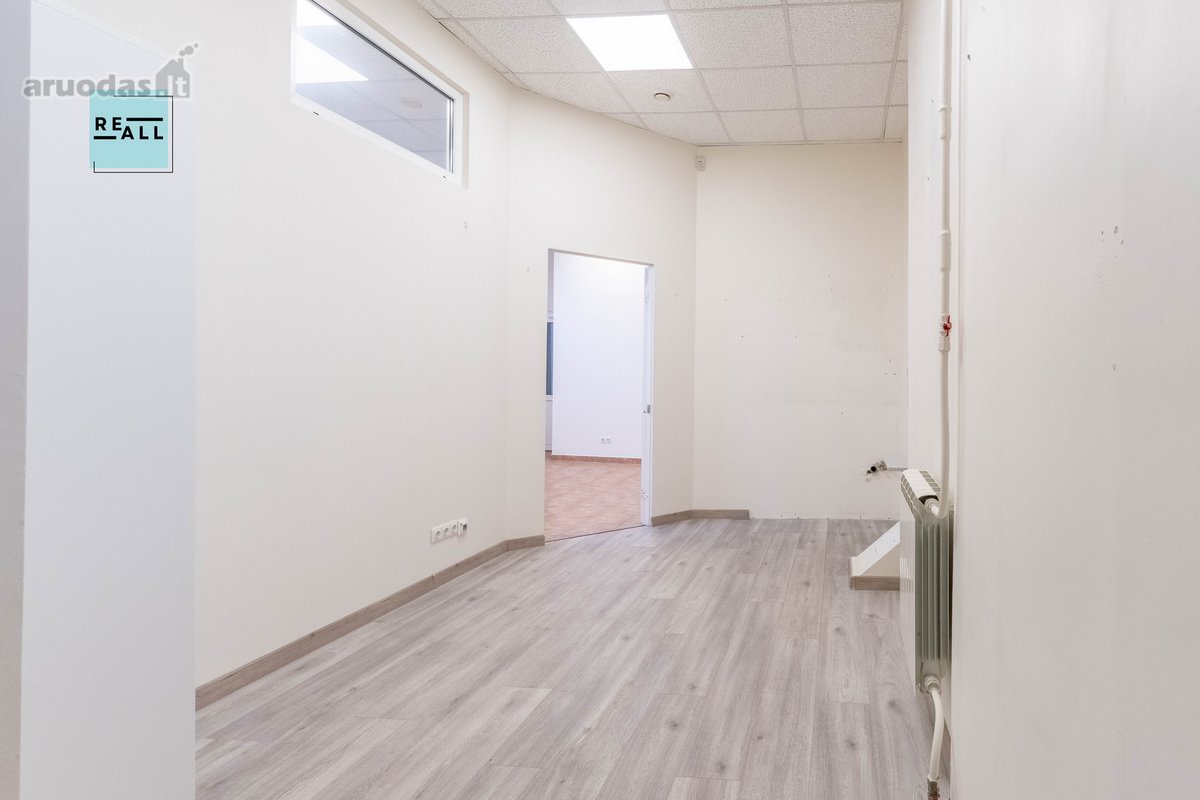 Parduodamos 53,70 m² komercinės patalpos Su - nuotraukos Nr. 3