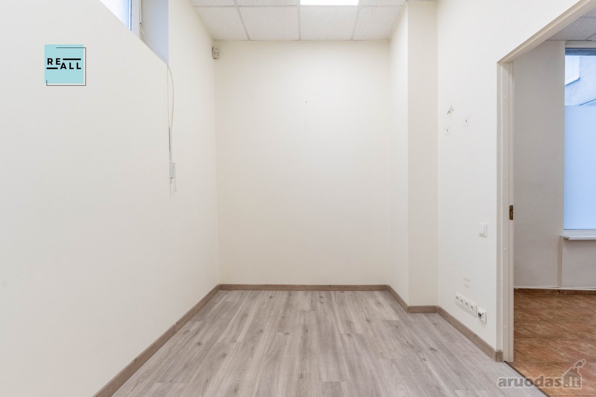 Parduodamos 53,70 m² komercinės patalpos Su - nuotraukos Nr. 7