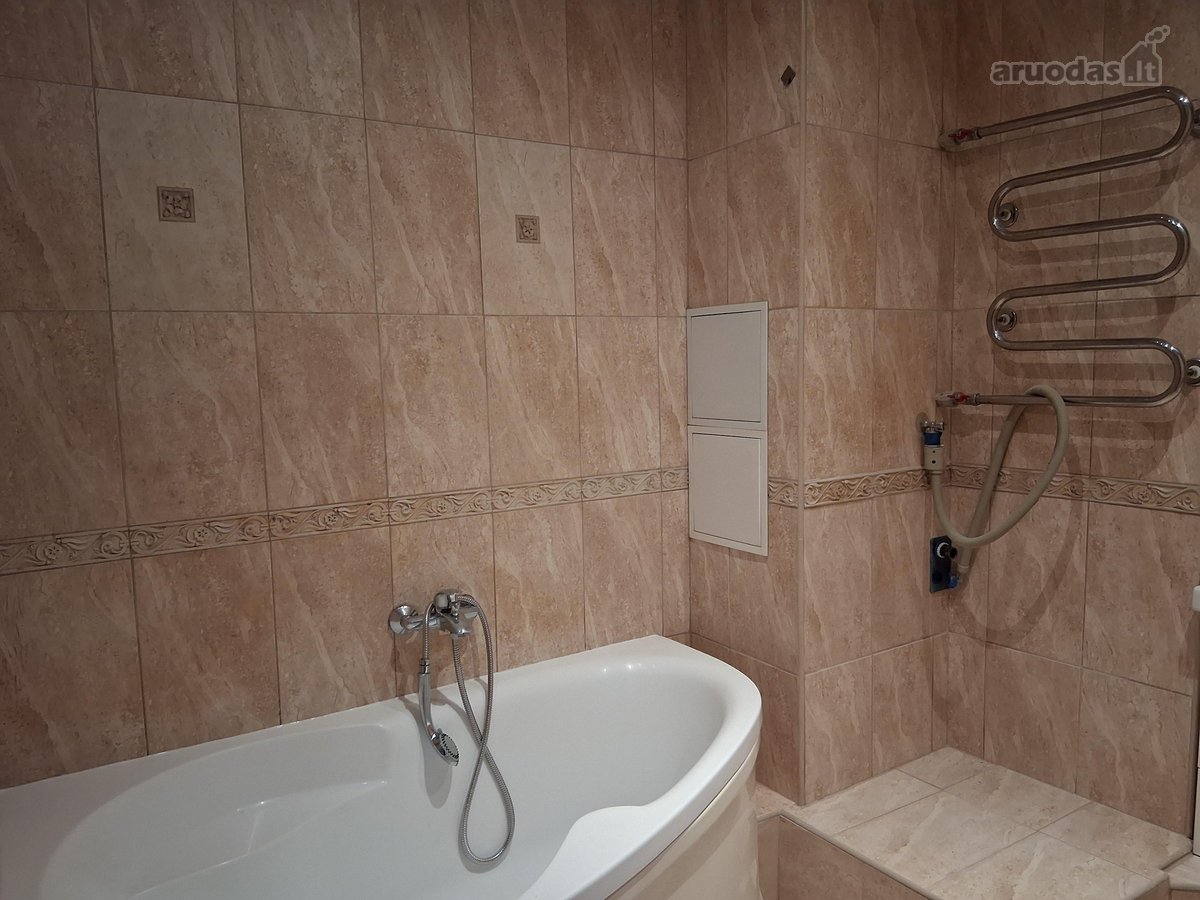 Namas priklauso bendrijai. Namo renovacija - nuotraukos Nr. 11