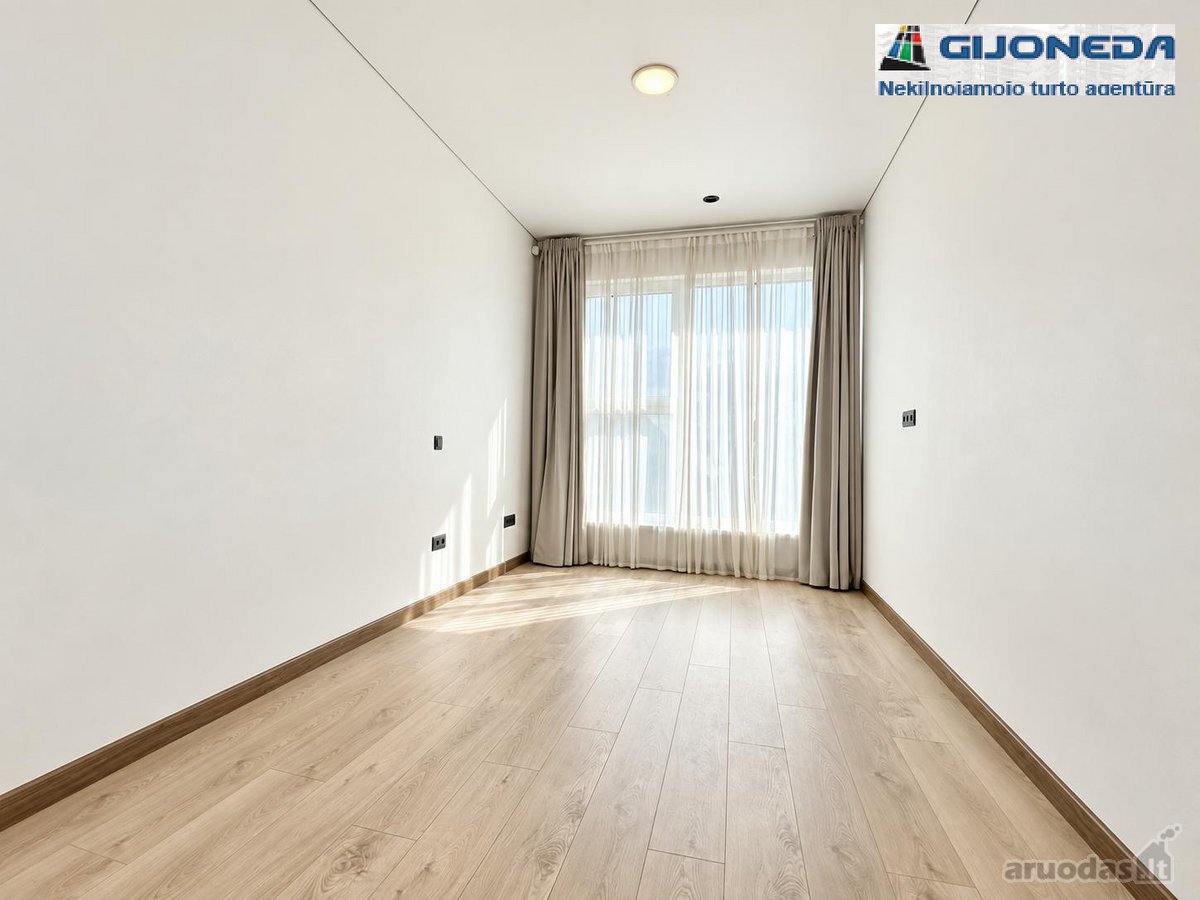 Išnuomojamas Modernus 3 Miegamųjų Kotedžas - nuotraukos Nr. 14