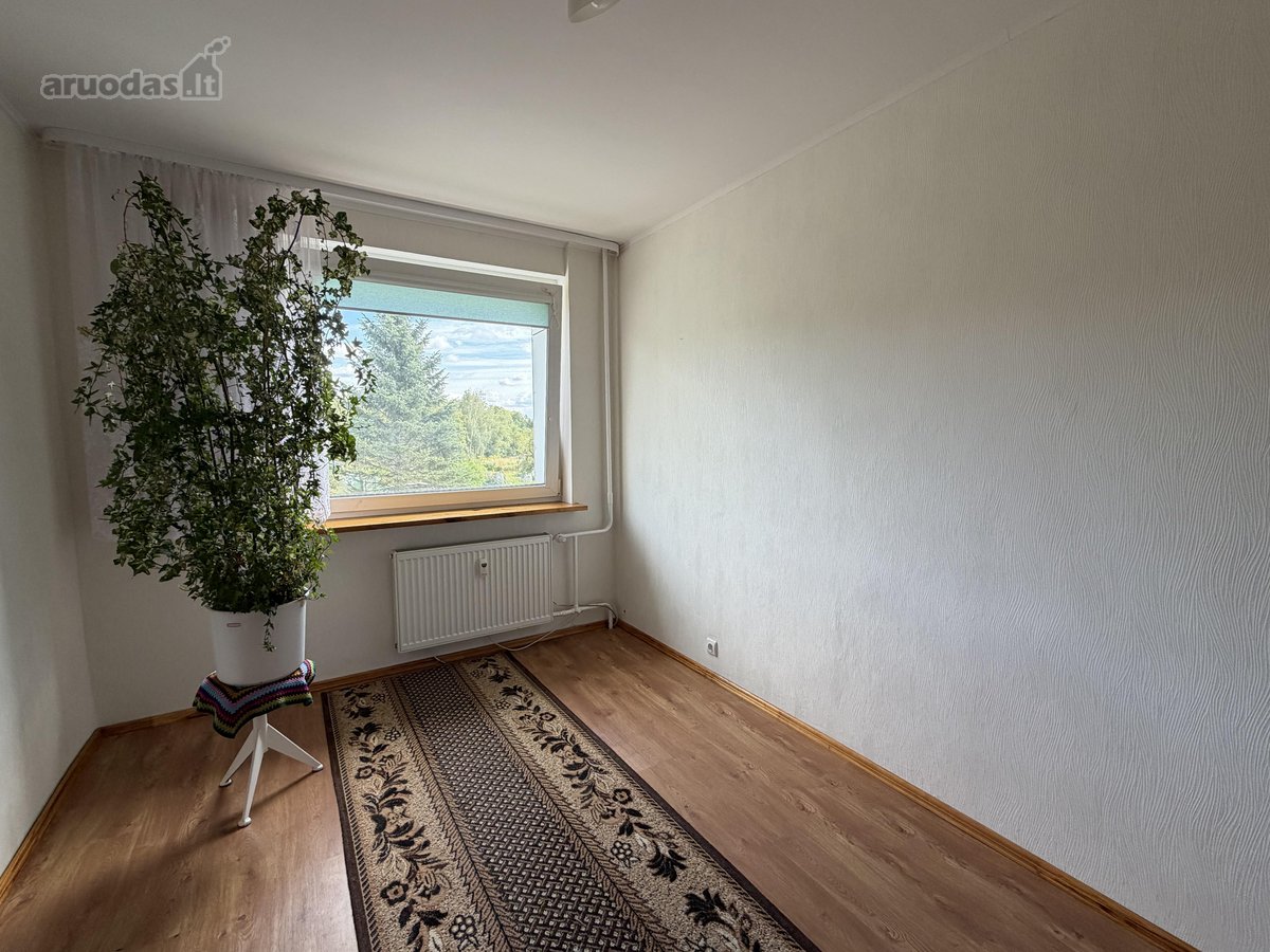 Išnuomojamas erdvus ir jaukus 4 kambarių - nuotraukos Nr. 6