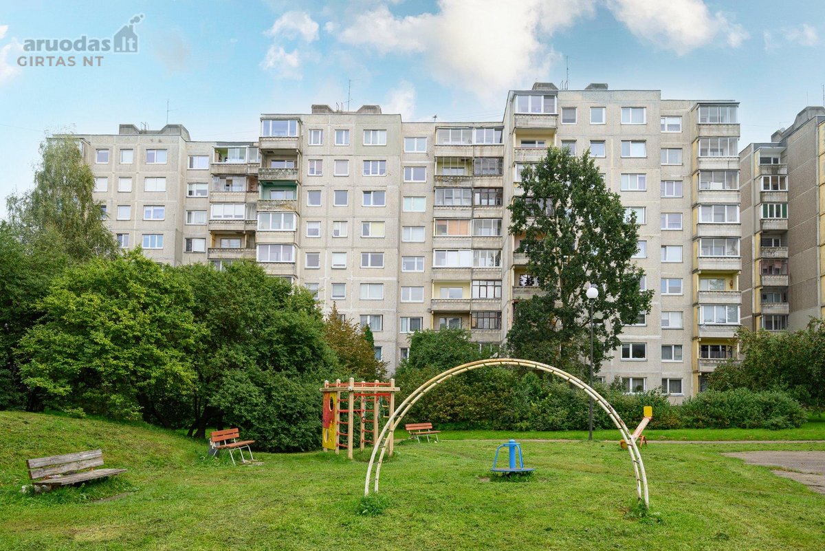 Parduodamas erdvus 3 kambarių (buvęs 4) butas - nuotraukos Nr. 21