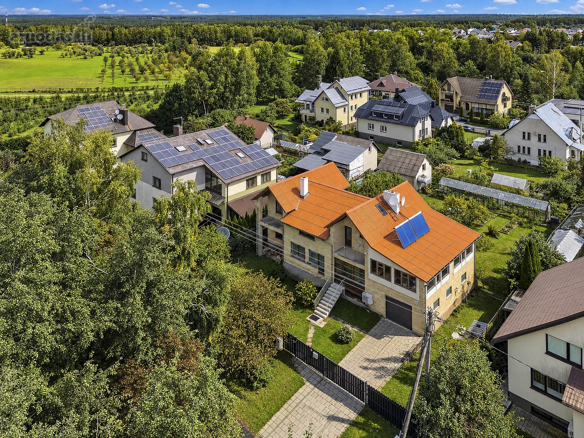 Parduodamas Erdvus Namas Su Garažu Ir 10,16 A - nuotraukos Nr. 9