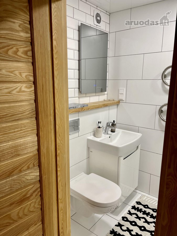 Parduodamas dviejų kambarių butas renovuotame - nuotraukos Nr. 5
